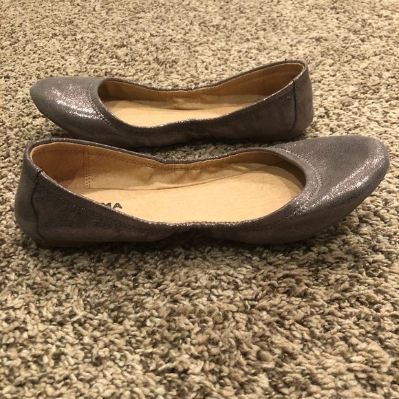 Sonoma gray metallic ballet flats - Picture 5 of 8